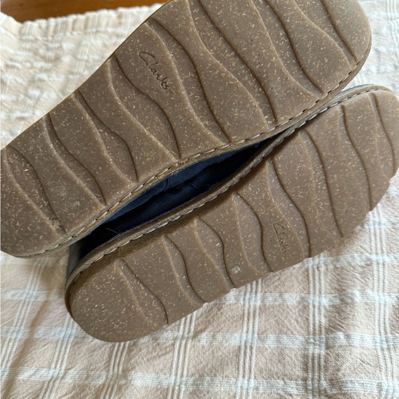 Clark’s Navy Suede Ankle Boots - Picture 4 of 4